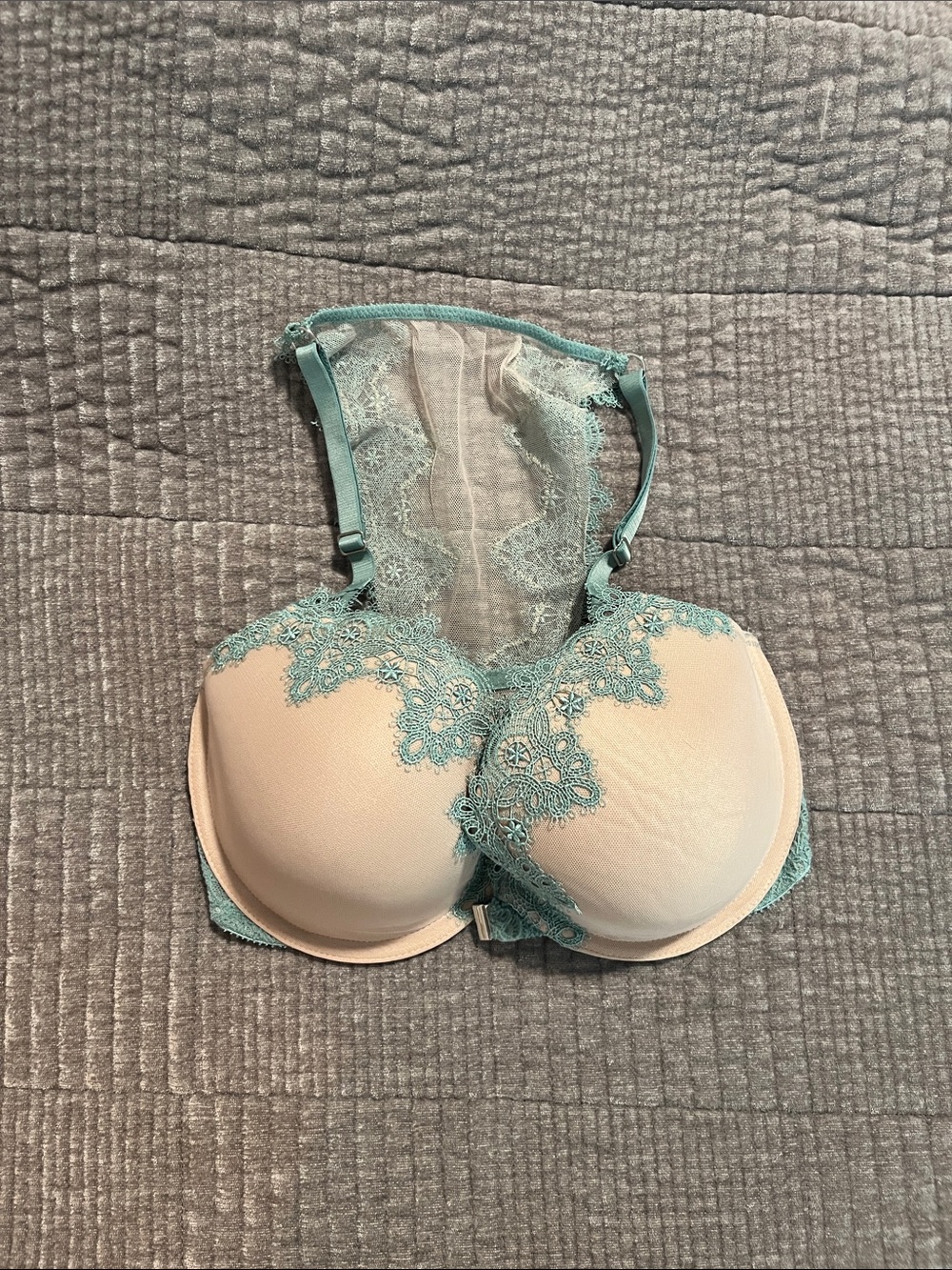 lace back front close victoria’s secret bra